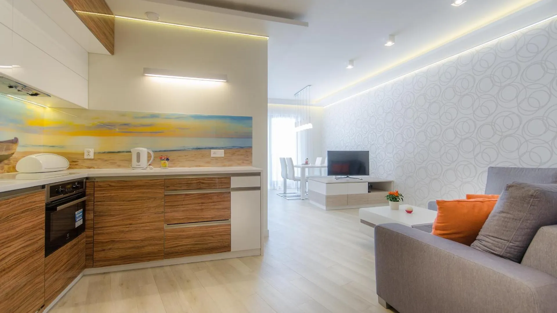 Economy Dom & House Apartments By The River In Gdansk With Pool, Sauna And Gym Poland