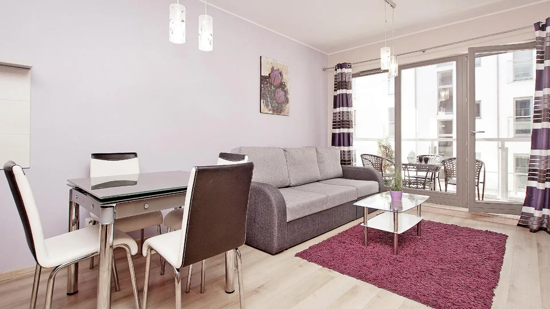 Economy Dom & House Apartments By The River In Gdansk With Pool, Sauna And Gym 0*,