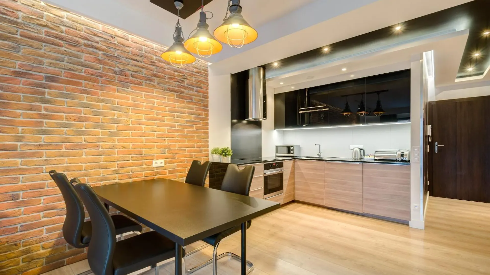 Economy Dom & House Apartments By The River In Gdansk With Pool, Sauna And Gym Poland