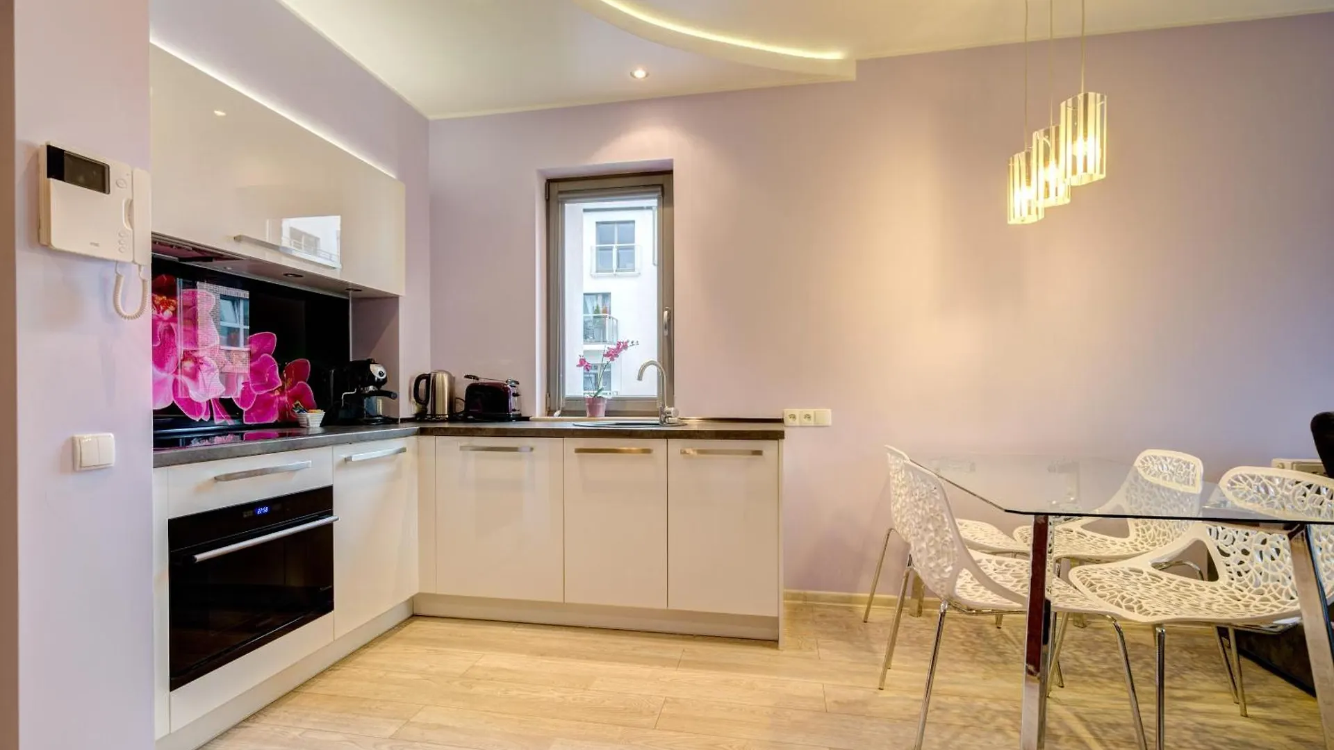 Economy Dom & House Apartments By The River In Gdansk With Pool, Sauna And Gym Poland