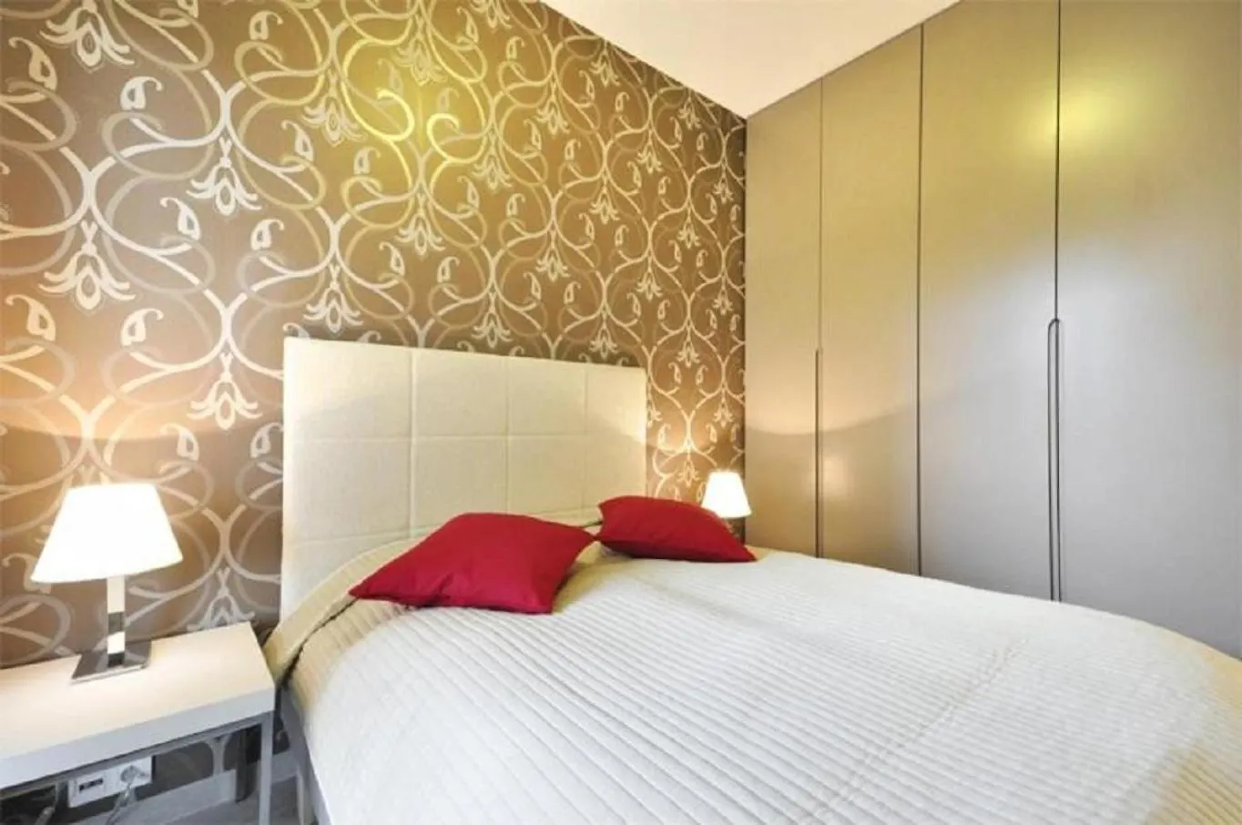 Economy Dom & House Apartments By The River In Gdansk With Pool, Sauna And Gym
