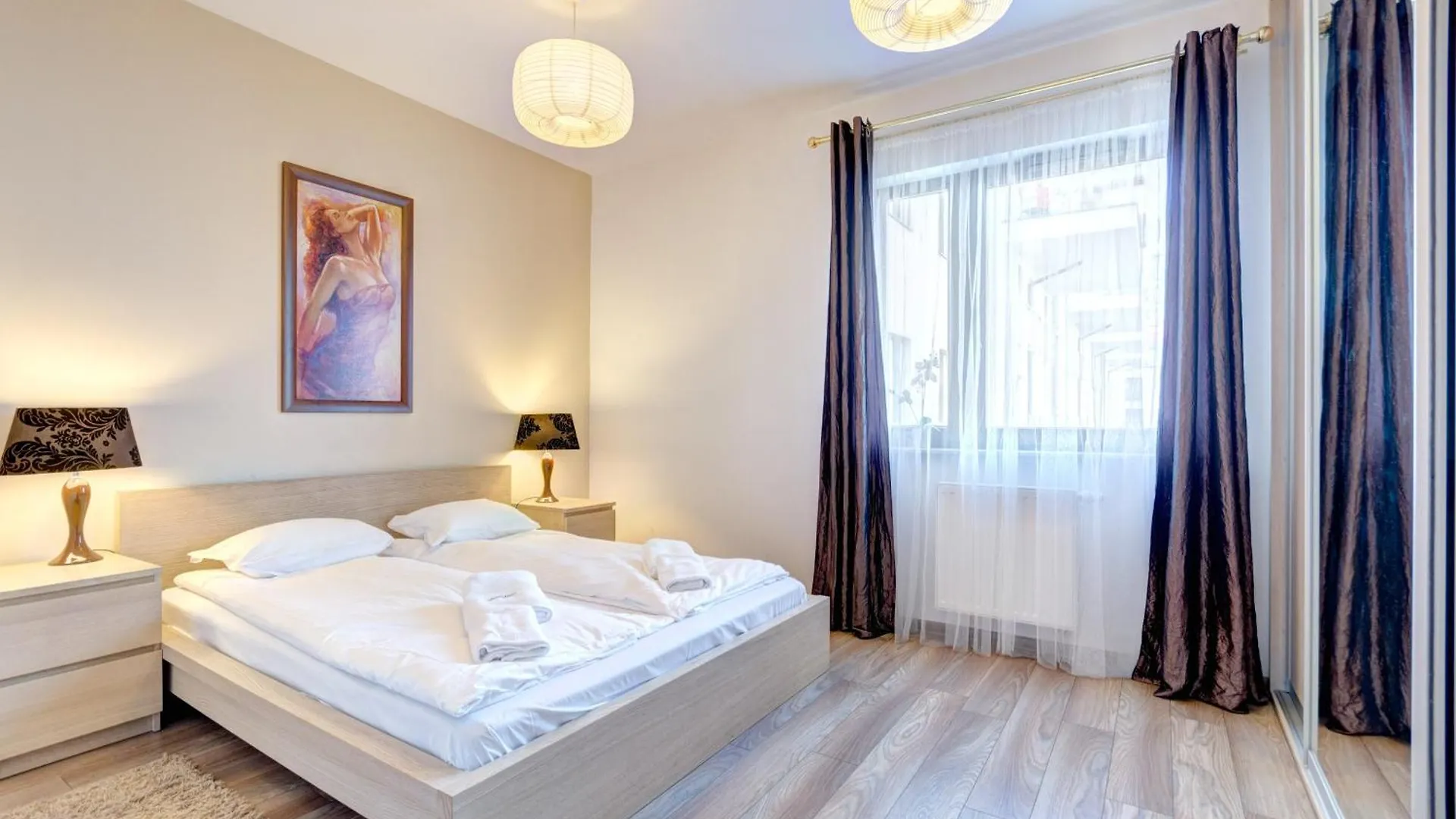 Economy Dom & House Apartments By The River In Gdansk With Pool, Sauna And Gym 0*,