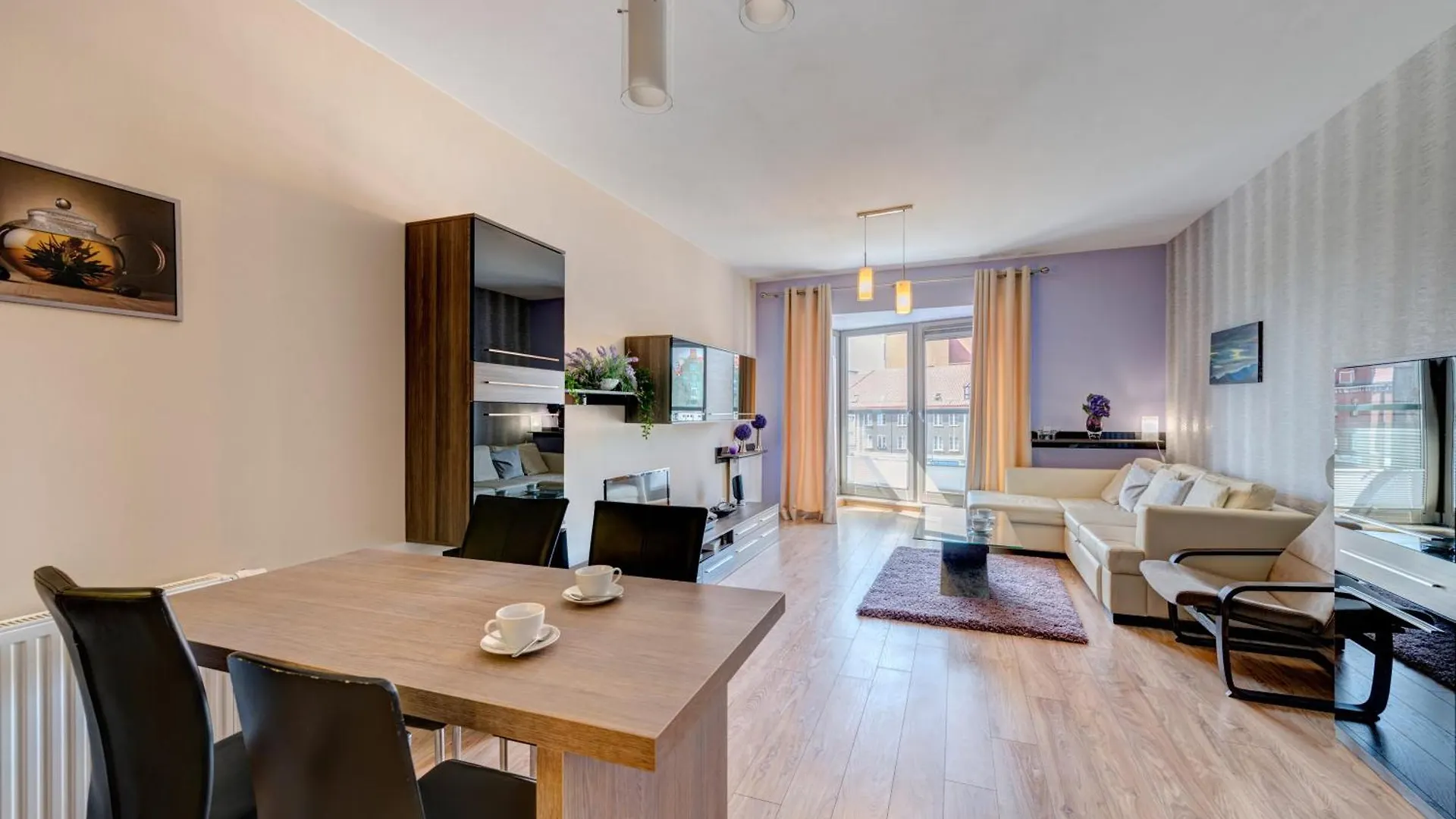 Economy Dom & House Apartments By The River In Gdansk With Pool, Sauna And Gym 0*,  Poland