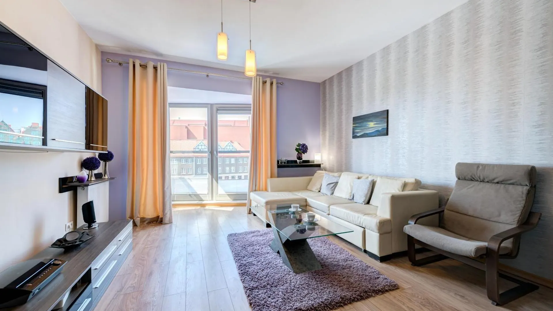 Economy Dom & House Apartments By The River In Gdansk With Pool, Sauna And Gym